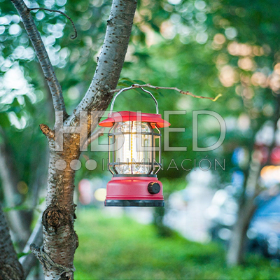 Lámpara Portátil de Camping Recarga Solar/ USB Multicolor (SKU:12024) https://www.hbled.cl/wp-content/uploads/2024/10/12025-sello-6.jpg