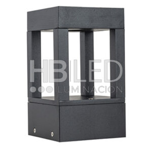 Apliqué Piso LED Cuadrado Exterior 20cm Negro 7W Cálido (SKU:36079)