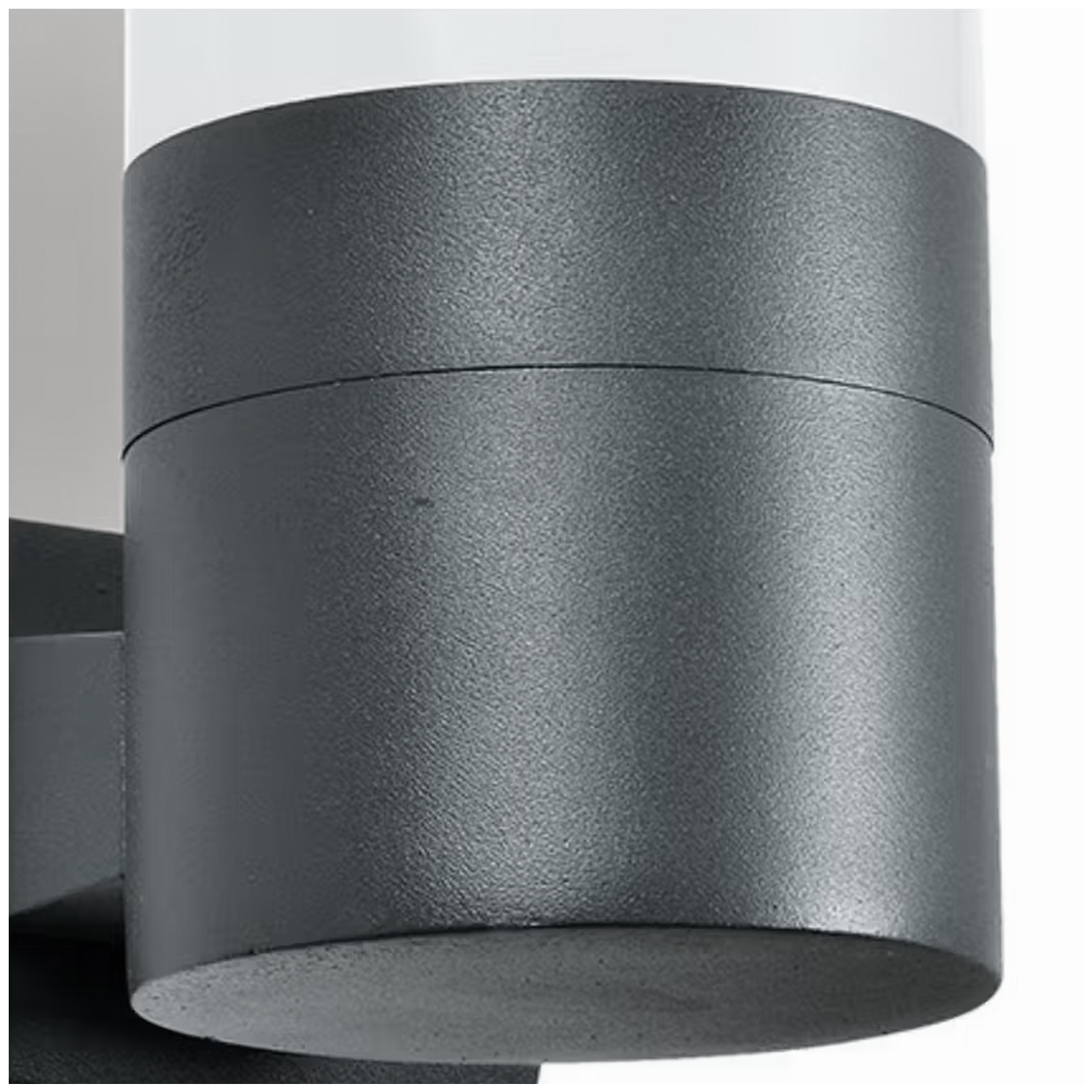 Aplique LED Cilíndrico Porta E-27 Negro Incluye Ampolleta (SKU:36200-C-36200-F) https://www.hbled.cl/wp-content/uploads/2024/10/36200-F-3.jpg