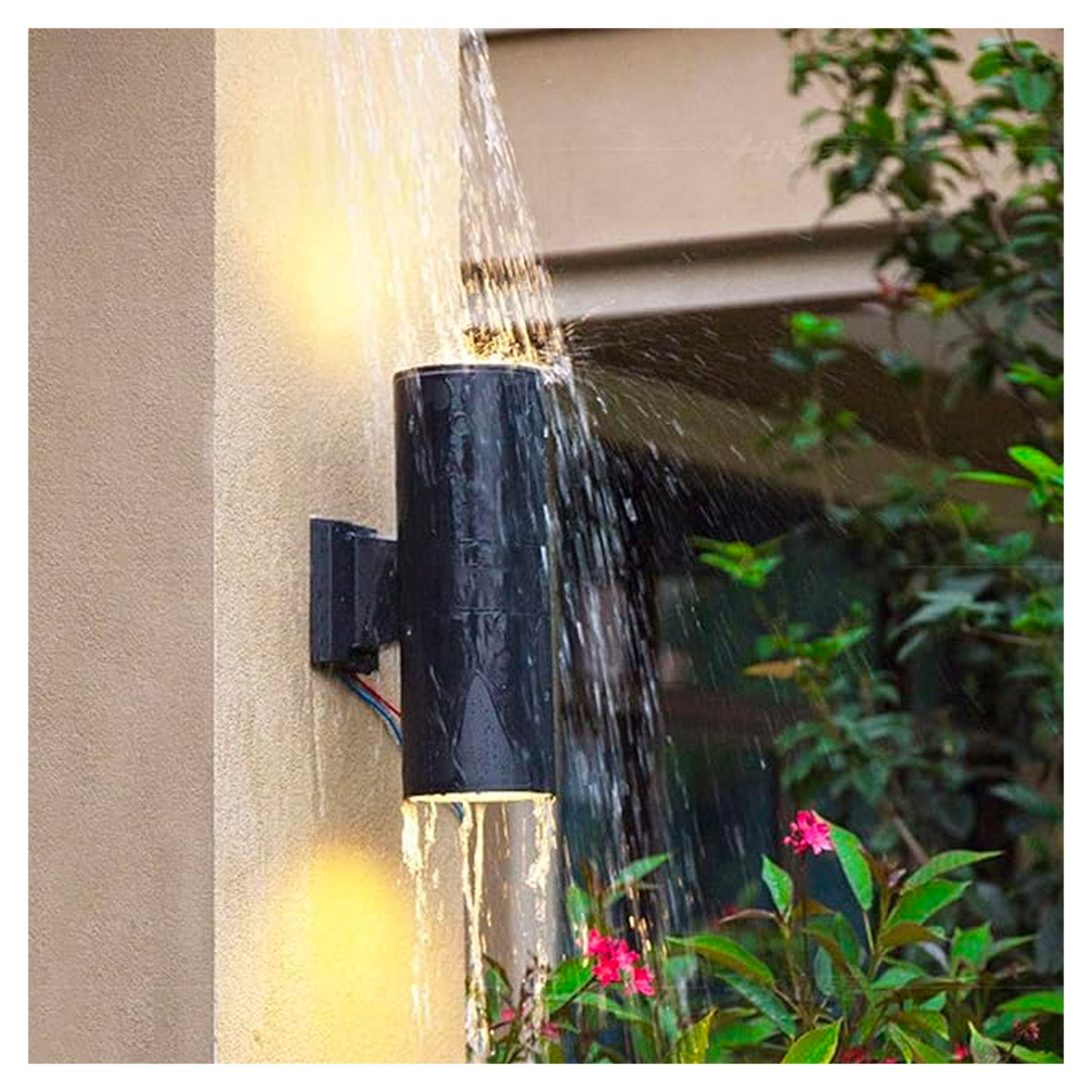Aplique LED Doble Pro Porta E-27 Negro Incluye Ampolletas https://www.hbled.cl/wp-content/uploads/2024/10/36207-4.jpg