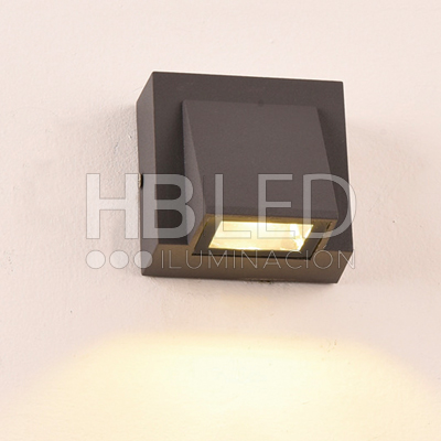 Apliqué LED Exterior Deco Negro 5W (SKU:70753032) https://www.hbled.cl/wp-content/uploads/2024/10/70753032-4.jpg