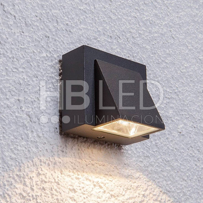 Apliqué LED Exterior Deco Negro 5W (SKU:70753032) https://www.hbled.cl/wp-content/uploads/2024/10/70753032-6.jpg