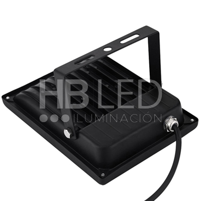 Foco Proyector de Área LED 20W RGB Con Control Remoto (SKU:C8143) https://www.hbled.cl/wp-content/uploads/2024/10/Foco-RGB-20W-7.jpg