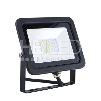 Foco Proyector de Área LED 30W RGB Con Control Remoto (SKU:C8094) https://www.hbled.cl/wp-content/uploads/2024/10/Foco-RGB-30W-4.jpg