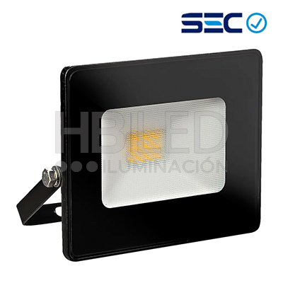 Foco Proyector De Área LED Telco Flat Pro 10W (SKU:3060010) https://www.hbled.cl/wp-content/uploads/2024/10/Proyector-Telco-Flat-Pro-LED-10W-1-3.jpg