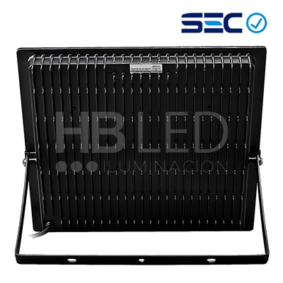 Foco Proyector De Área LED Telco Flat Pro 200W (SKU:30600200) https://www.hbled.cl/wp-content/uploads/2024/10/Proyector-Telco-Flat-Pro-LED-200W-3-1.jpeg