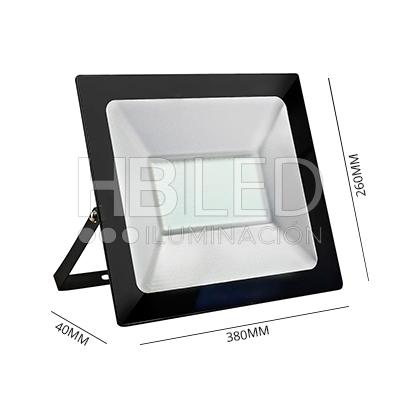 Foco Proyector De Área LED Telco Flat Pro 200W (SKU:30600200) https://www.hbled.cl/wp-content/uploads/2024/10/Proyector-Telco-Flat-Pro-LED-200W-4_1.jpeg