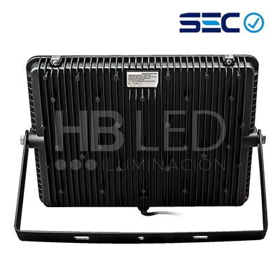 Foco Proyector De Área LED Telco Flat Pro 250W Luz Fria (SKU:30600250) https://www.hbled.cl/wp-content/uploads/2024/10/Proyector-Telco-Flat-Pro-LED-250W-3-1.jpg