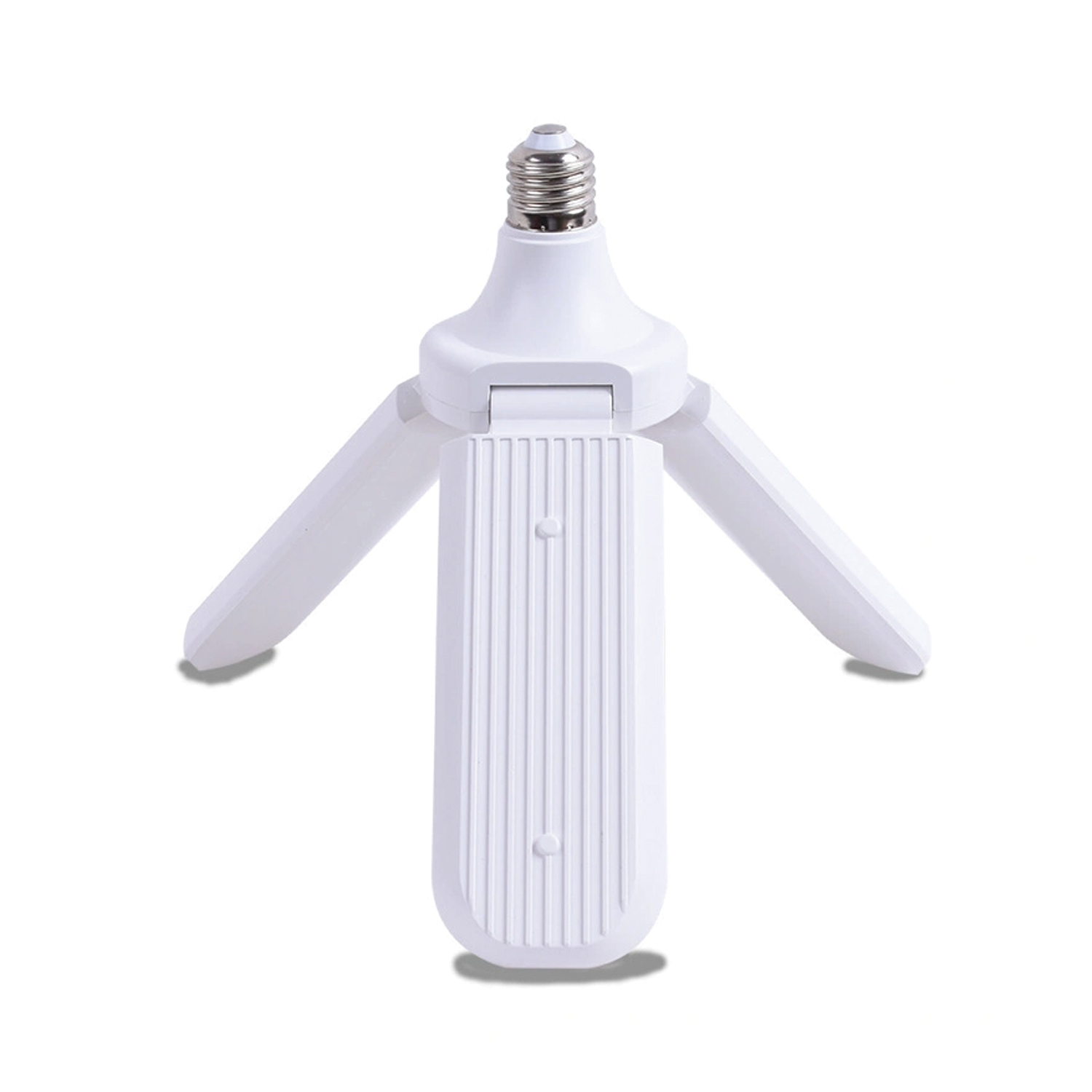 Ampolleta LED Bright Fan 3 Hélices 45W E-27 (SKU:3010700) https://www.hbled.cl/wp-content/uploads/2025/04/3010700-2.jpg
