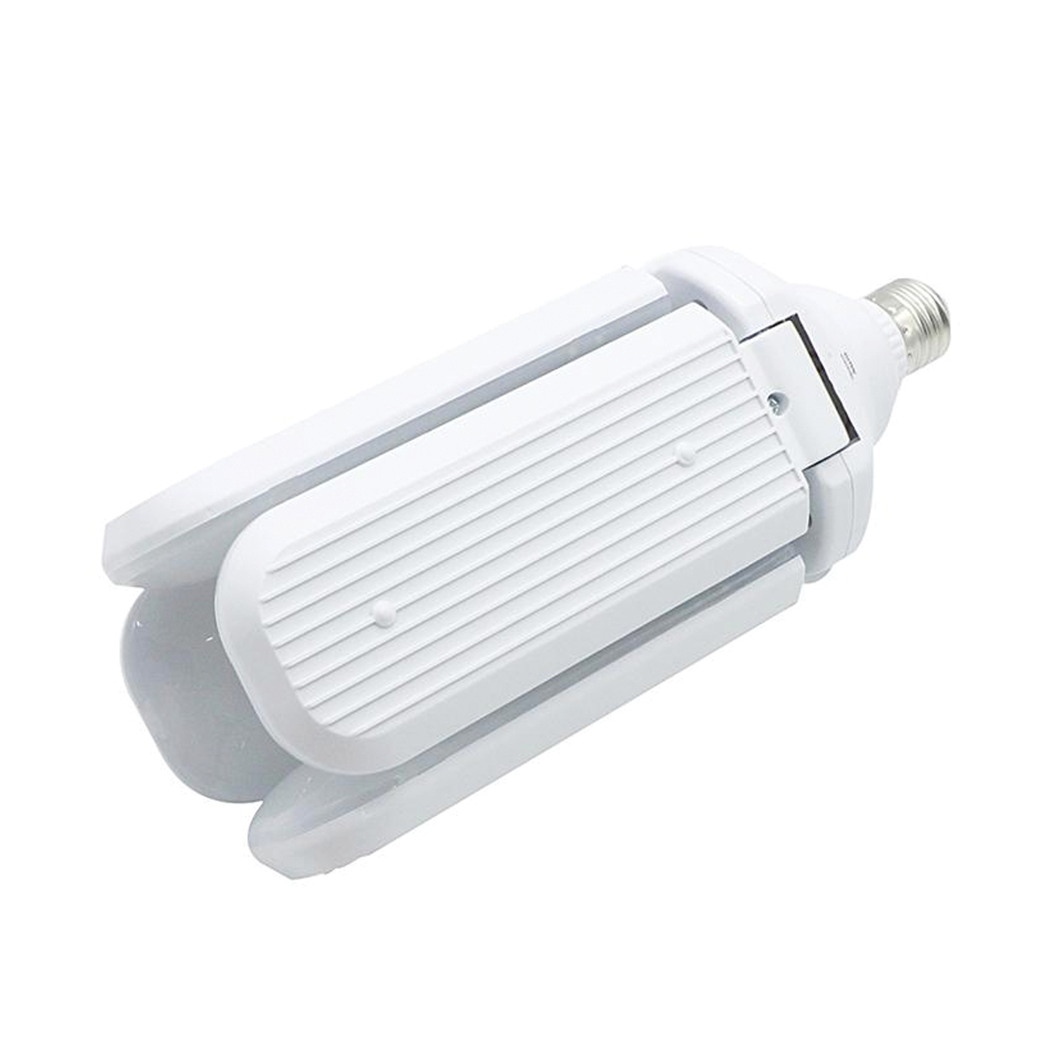 Ampolleta LED Bright Fan 3 Hélices 45W E-27 (SKU:3010700) https://www.hbled.cl/wp-content/uploads/2025/04/3010700-4.jpg