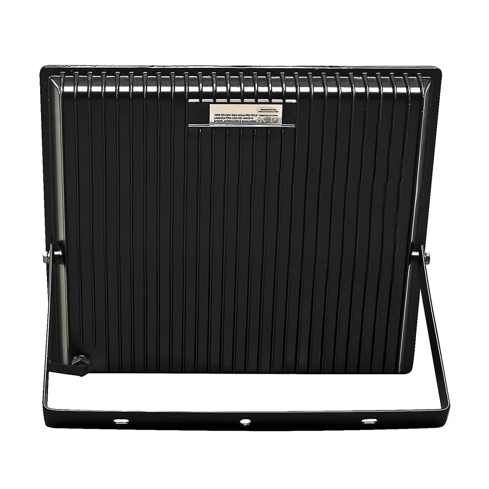 Foco Proyector De Área LED Telco Flat Pro 100W https://www.hbled.cl/wp-content/uploads/2025/04/30600100-3.jpeg