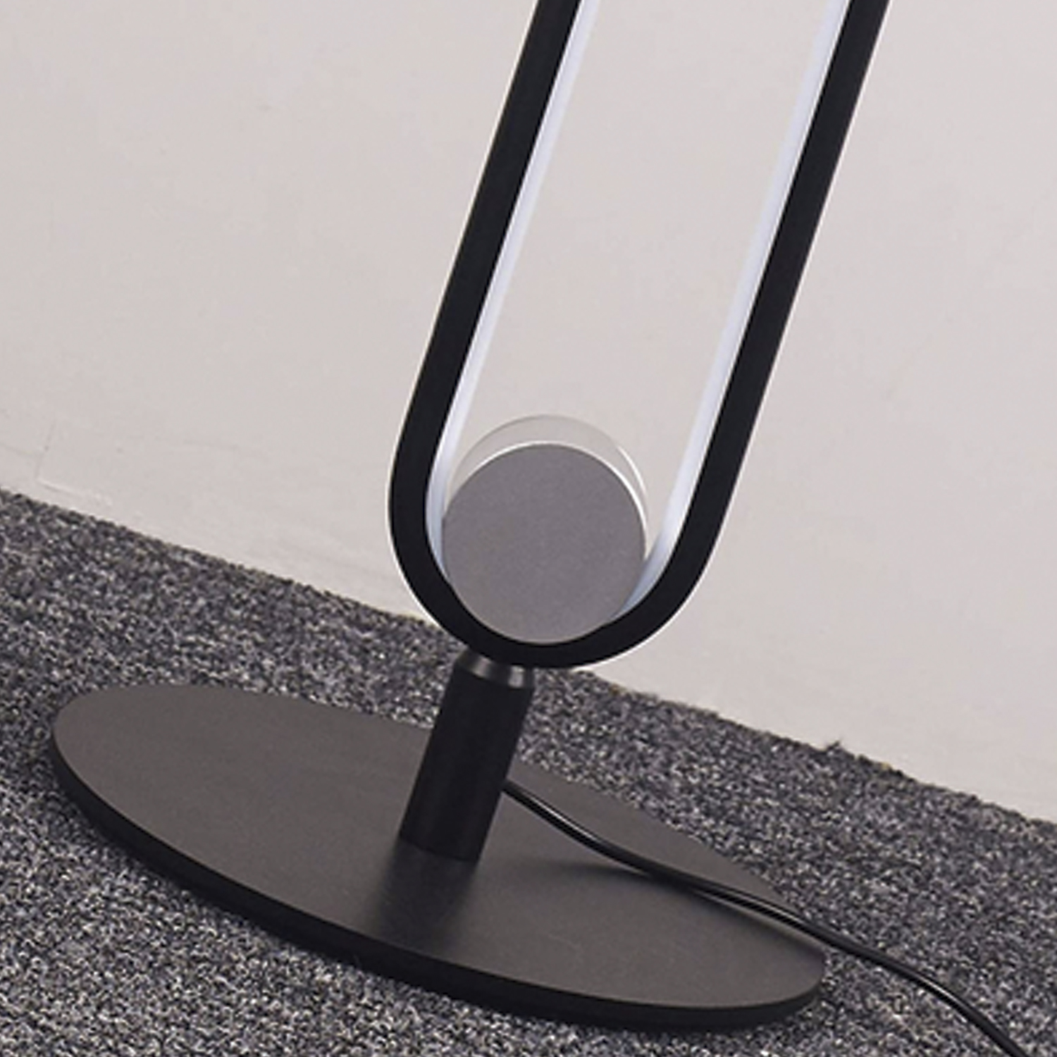 Lámpara de Pie LED Decorativa Con Control 104W 130CM (SKU:35520) https://www.hbled.cl/wp-content/uploads/2025/04/35520-4-1.jpg