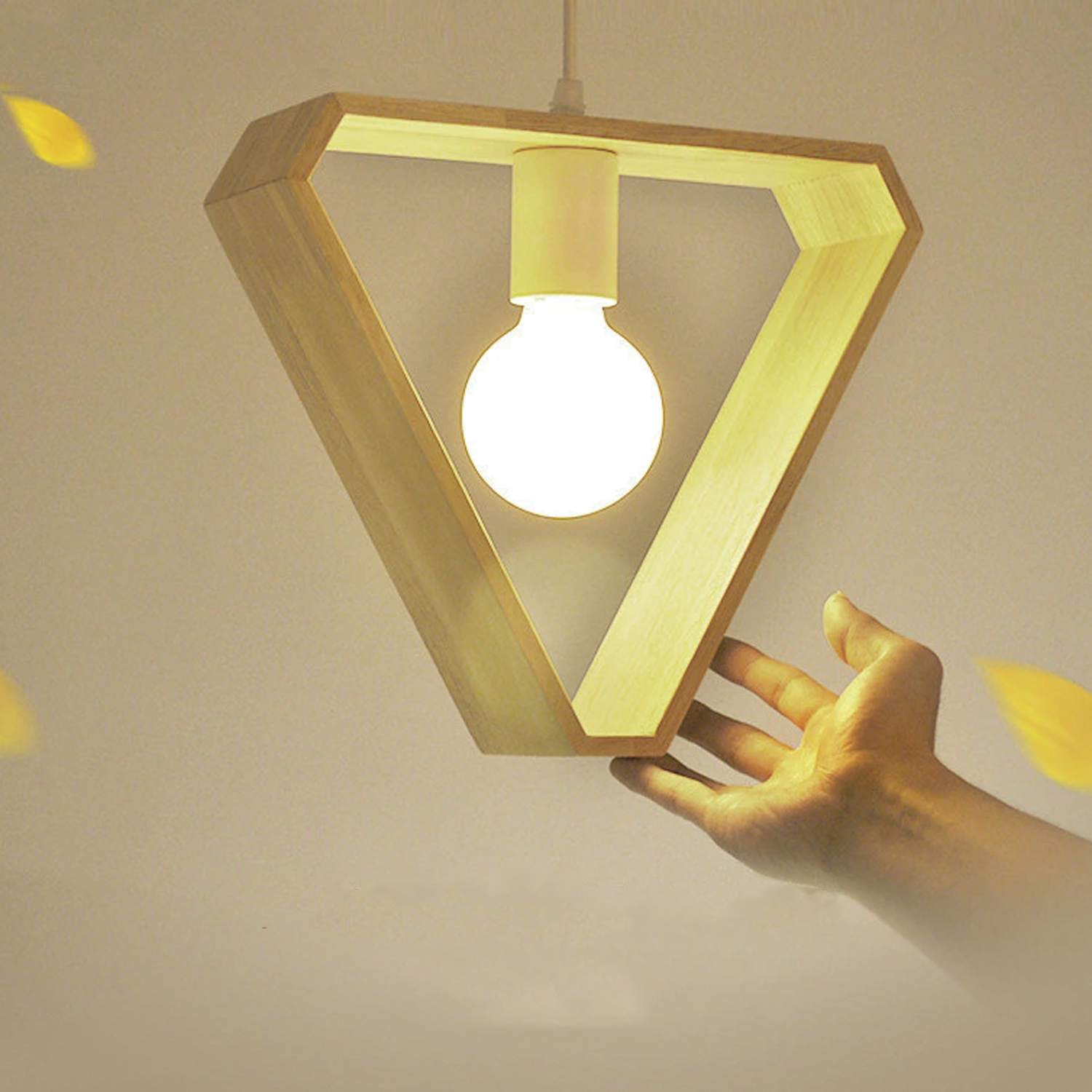 Lámpara Colgante de Madera Decorativa Triangular E-27 https://www.hbled.cl/wp-content/uploads/2025/04/35593-4.jpg
