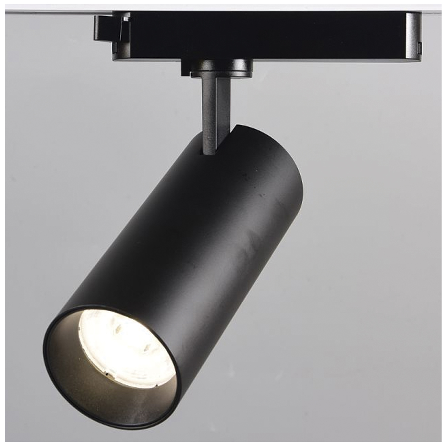 Foco LED Decorativo Riel Monofásico 30W Cálido https://www.hbled.cl/wp-content/uploads/2025/04/35765-35766-2.jpg