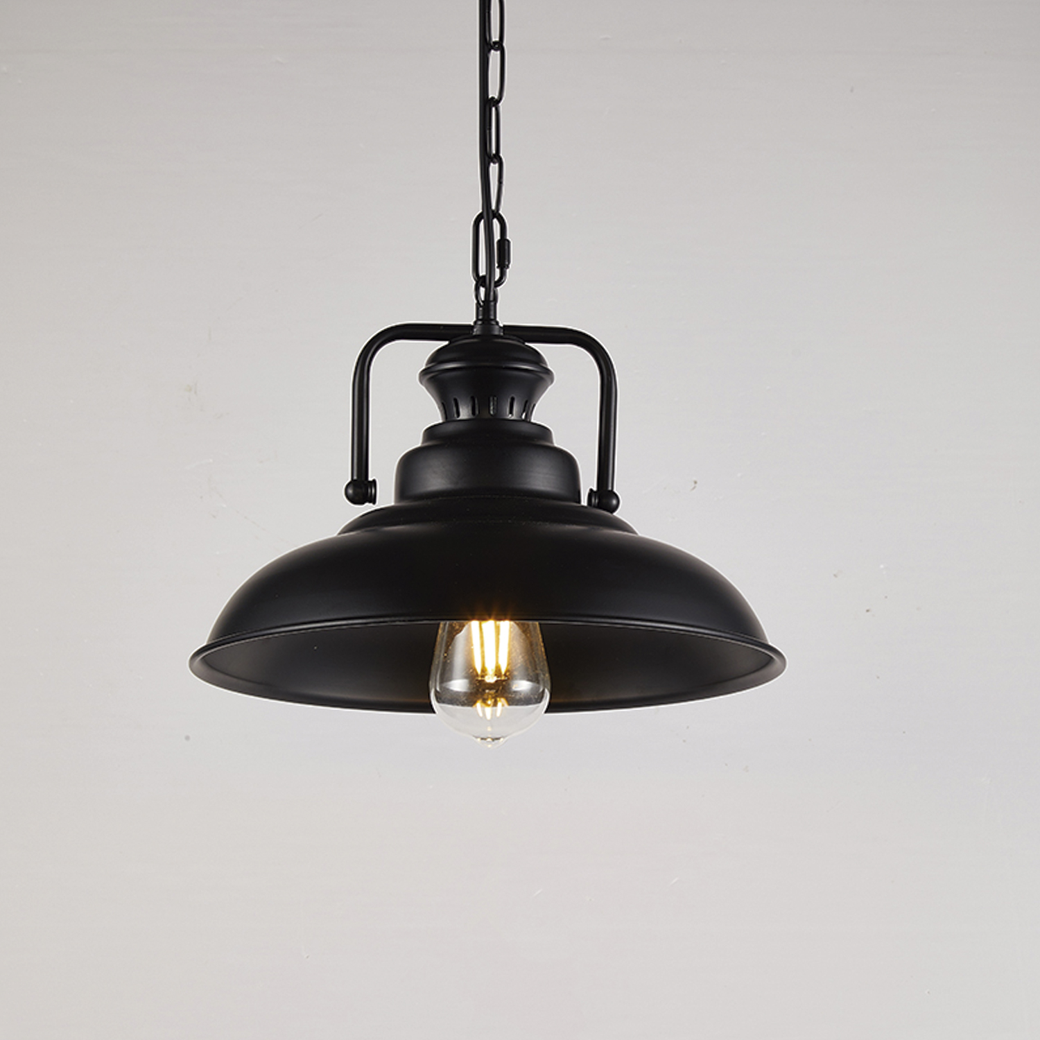 Lámpara Colgante E-27 Diseño Industrial Con Cadena https://www.hbled.cl/wp-content/uploads/2025/04/35909-4.jpg