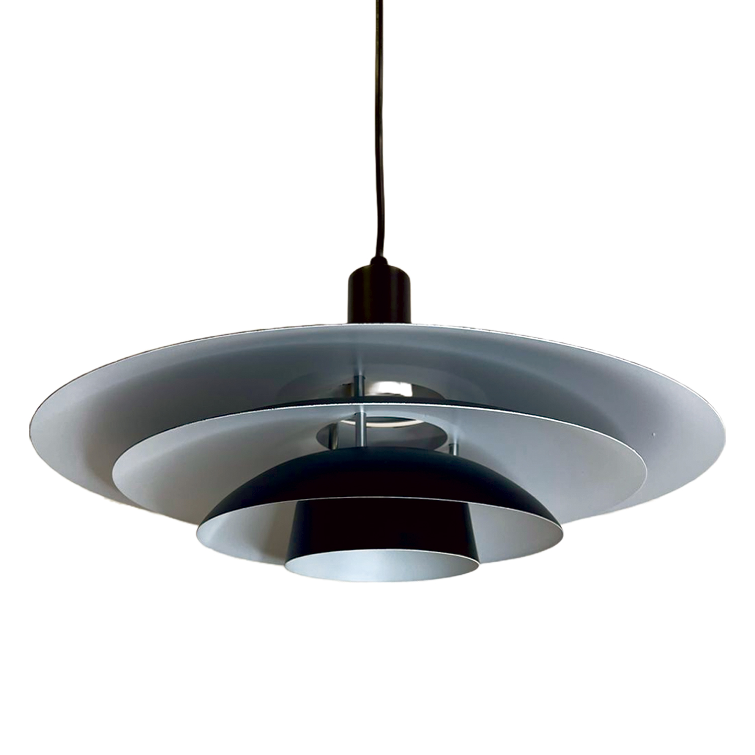 Lámpara Colgante E-27 Diseño Con Cuatro Pantallas https://www.hbled.cl/wp-content/uploads/2025/04/35934-2.jpg