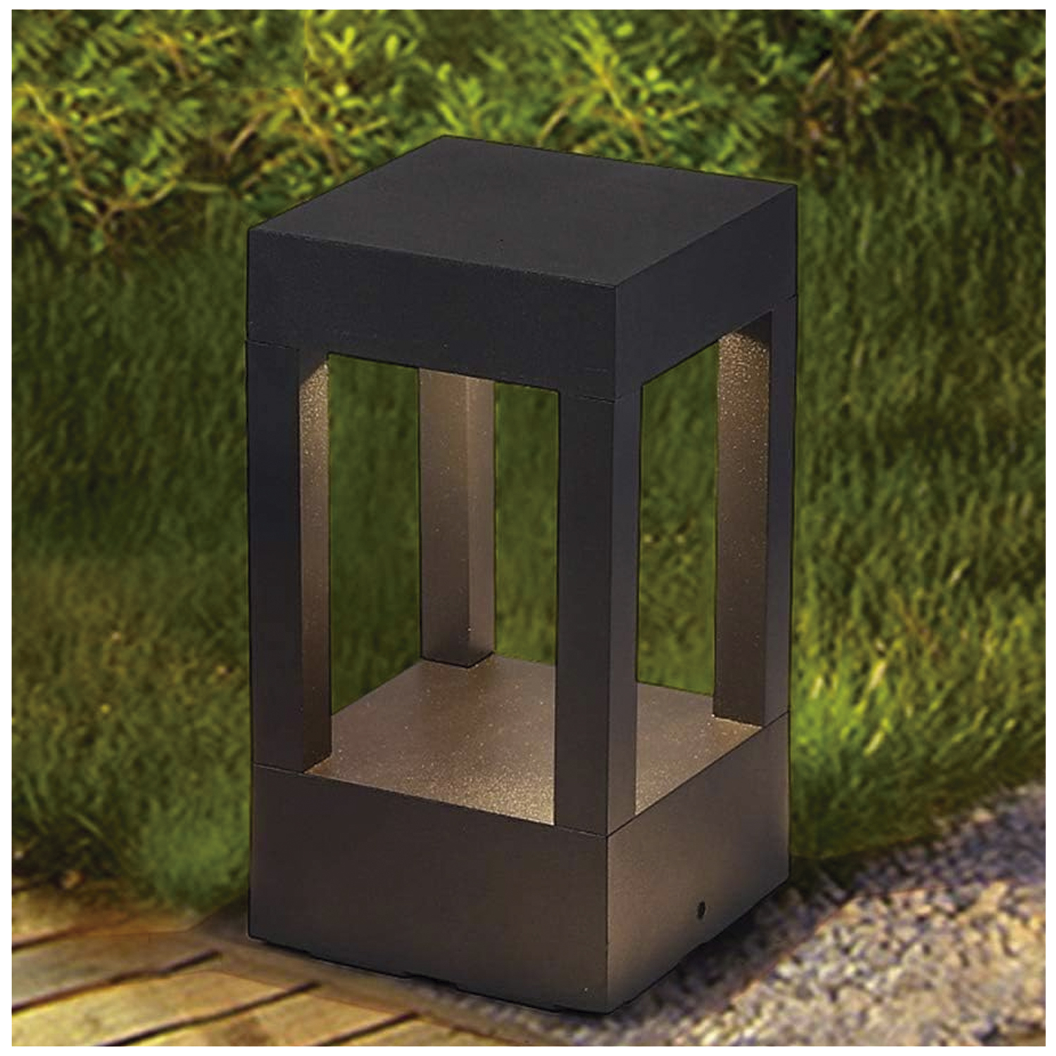 Apliqué Piso LED Cuadrado Exterior 20cm Negro 7W Cálido https://www.hbled.cl/wp-content/uploads/2025/04/36079-5.jpg