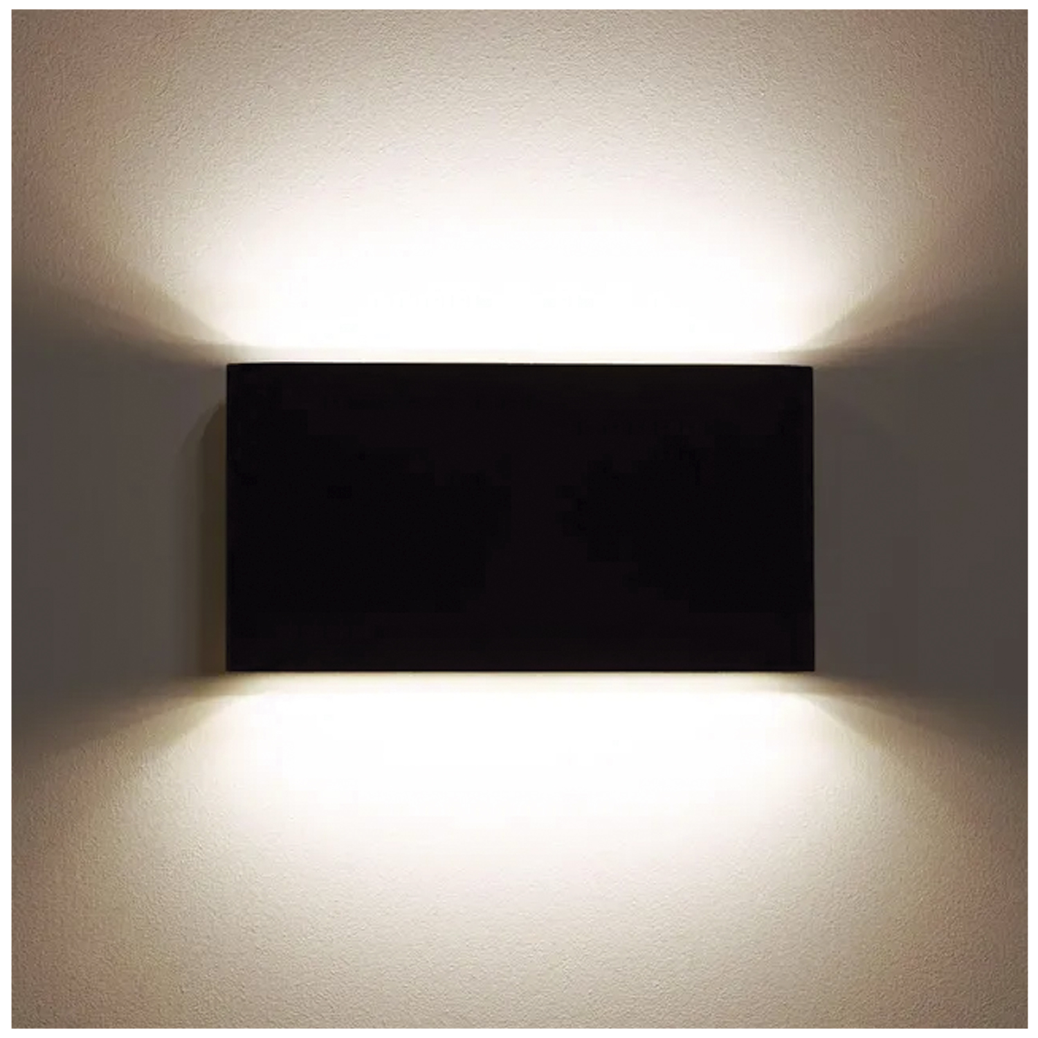 Apliqué LED Cuadrado 12W Cálido Negro (SKU:36131) https://www.hbled.cl/wp-content/uploads/2025/04/36131-3-1.jpg