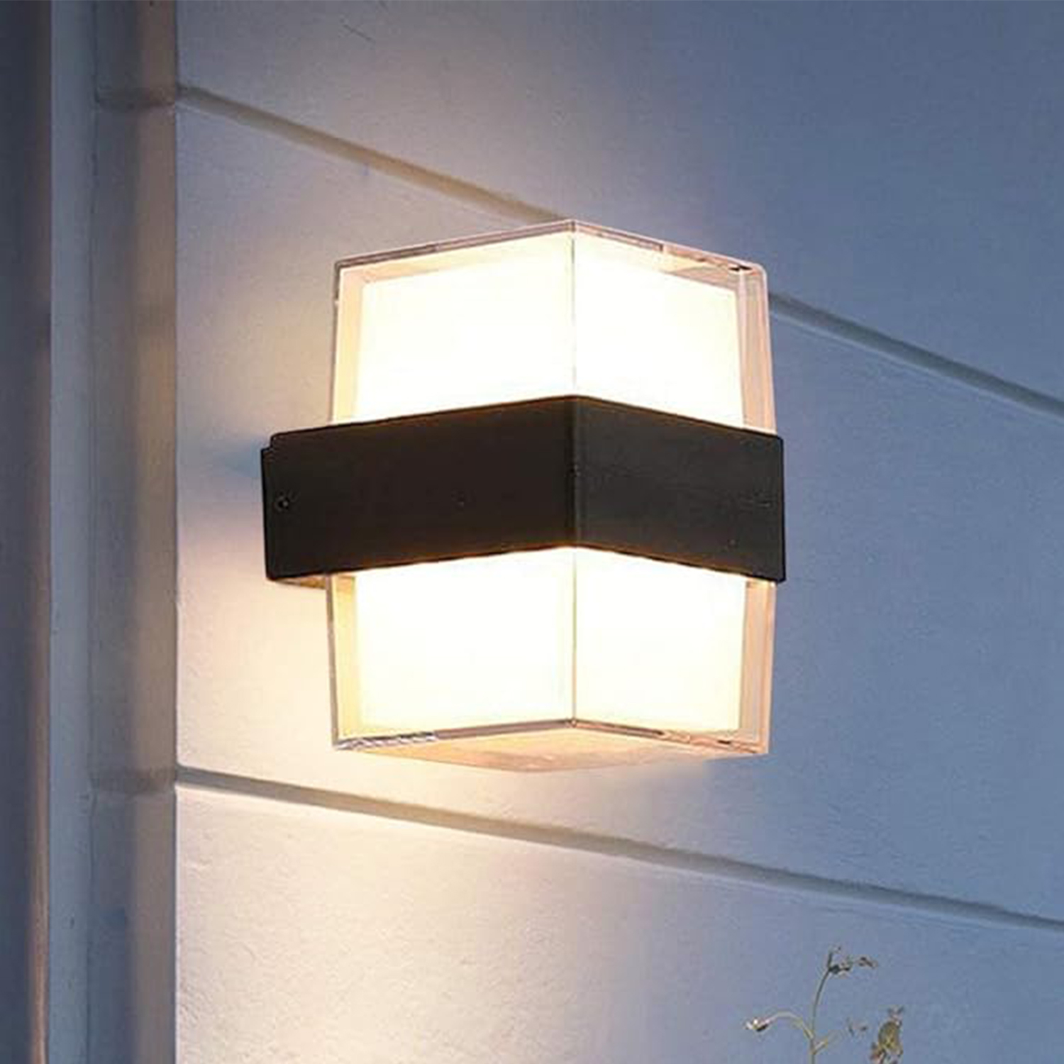 Apliqué de Pared LED Exterior Cuadrado 10W Cálido (SKU:36138) https://www.hbled.cl/wp-content/uploads/2025/04/36138-6.jpg