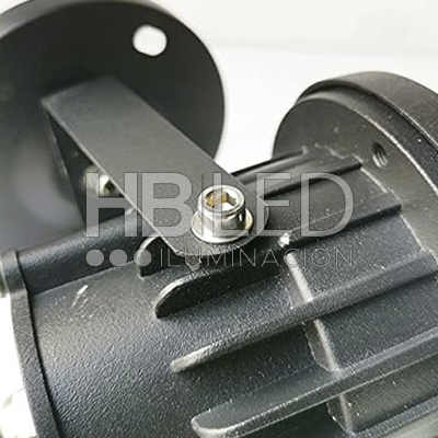 Foco LED Estaca Jardín 5W 3000K Pequeño (SKU:36142) https://www.hbled.cl/wp-content/uploads/2025/04/36142-sello-3.jpg