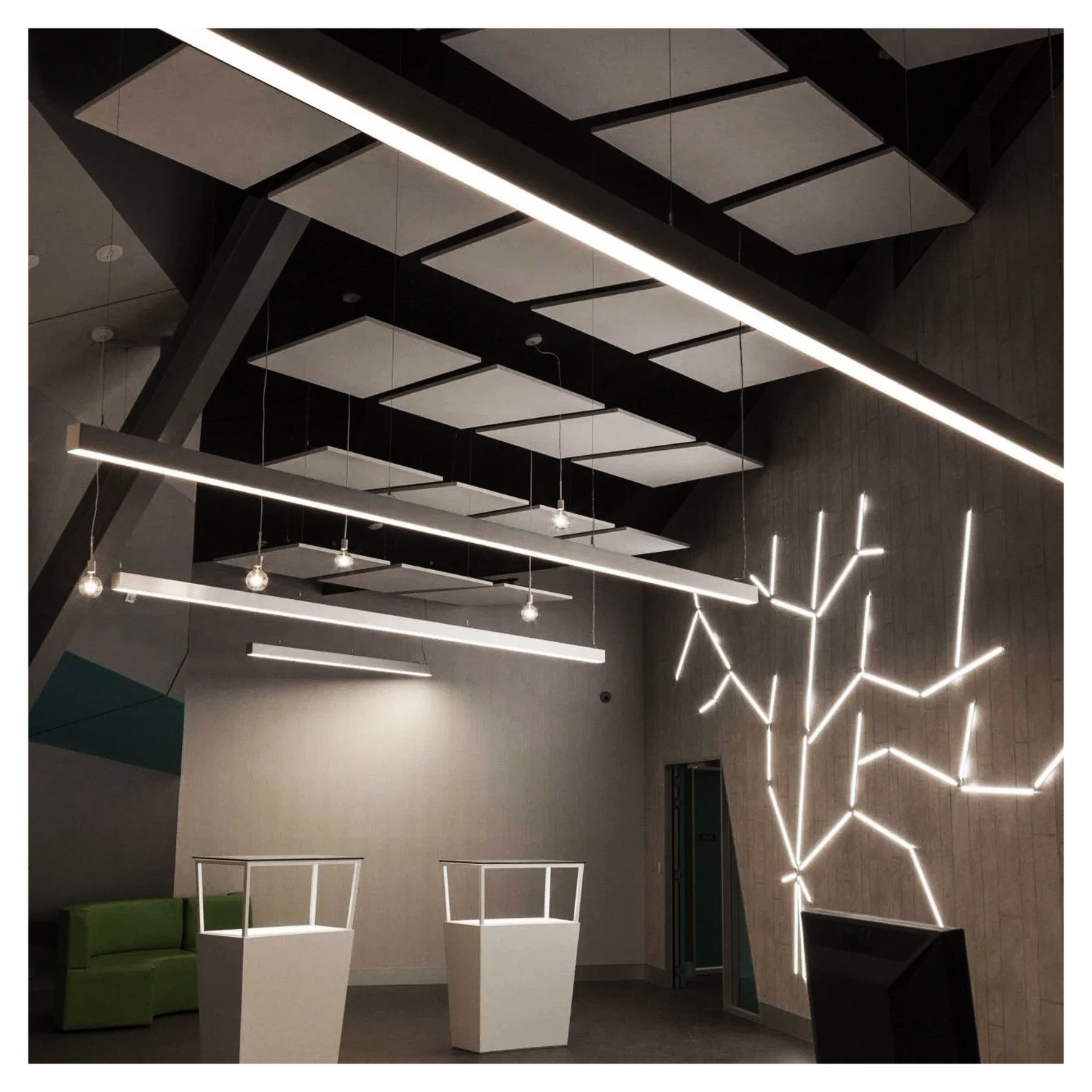 Luminaria Colgante Lineal ECO 40W Gris 120cm https://www.hbled.cl/wp-content/uploads/2025/04/36175-36176-2.jpg
