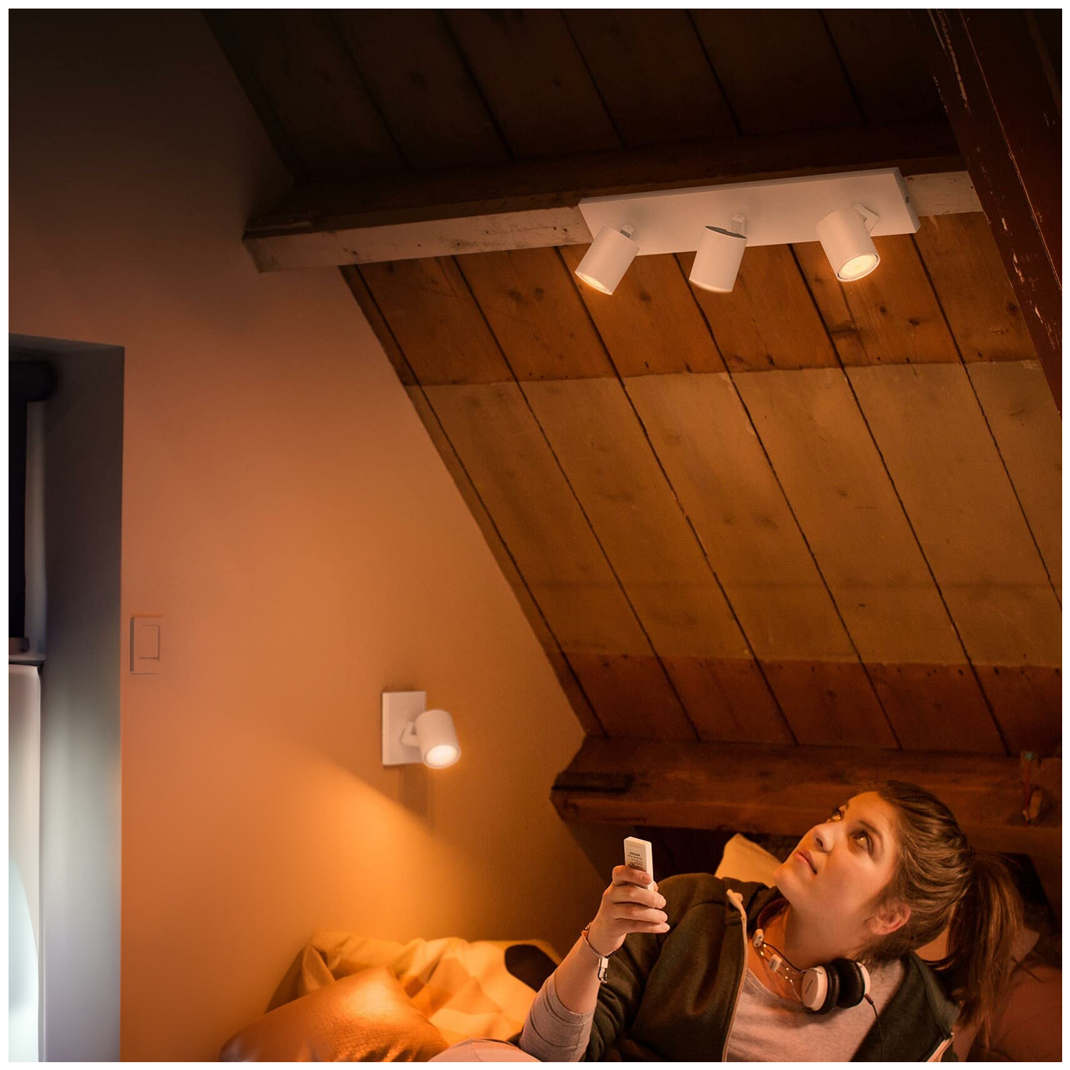 Foco Spot LED «Track Light» 3xGU10 Blanco Incluye Ampolletas https://www.hbled.cl/wp-content/uploads/2025/04/36413-6.jpg