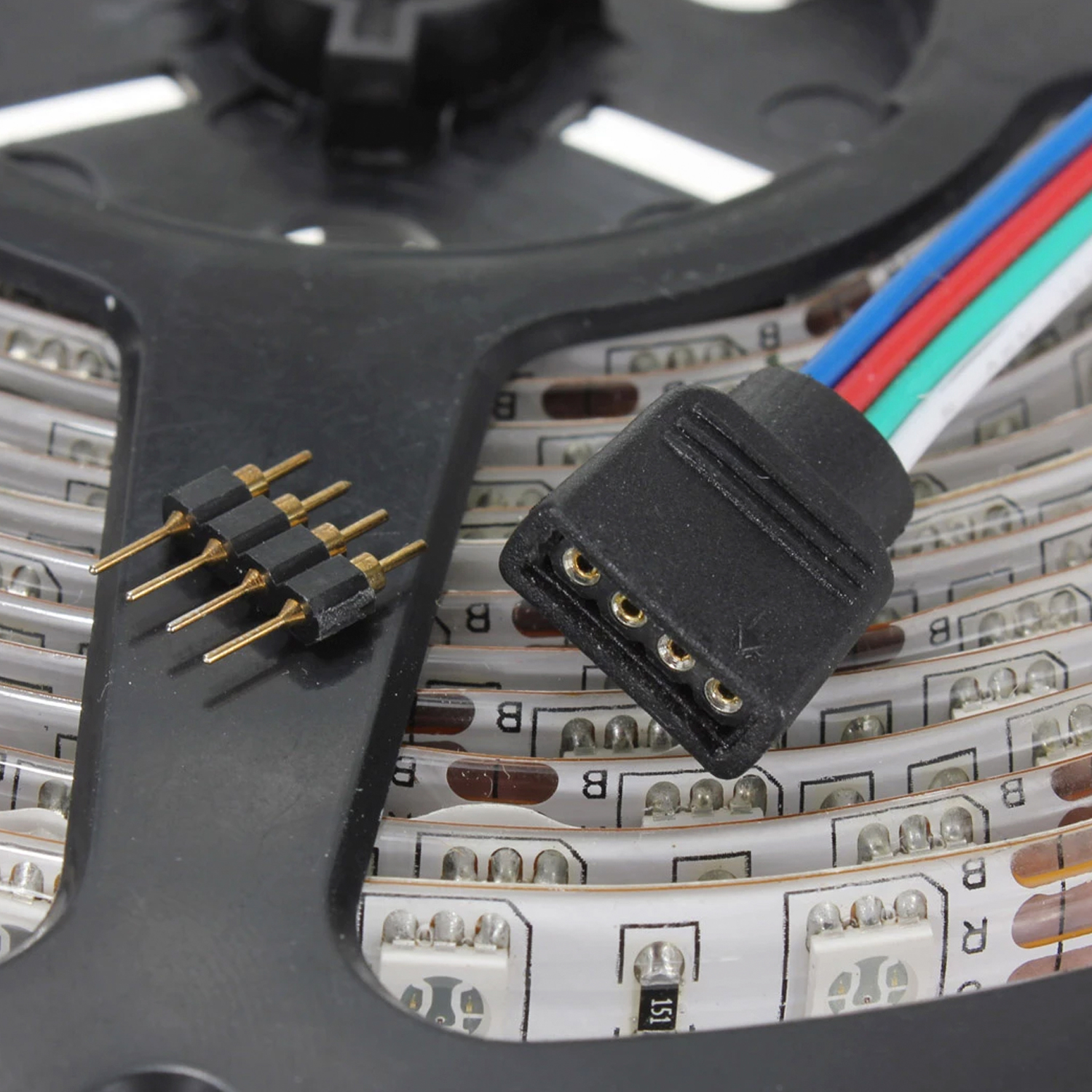 Cinta LED Con Control 5m 60Leds RGB (QIAN0962) https://www.hbled.cl/wp-content/uploads/2025/04/Cinta-Led-Rgb-5-Metros-6.jpg