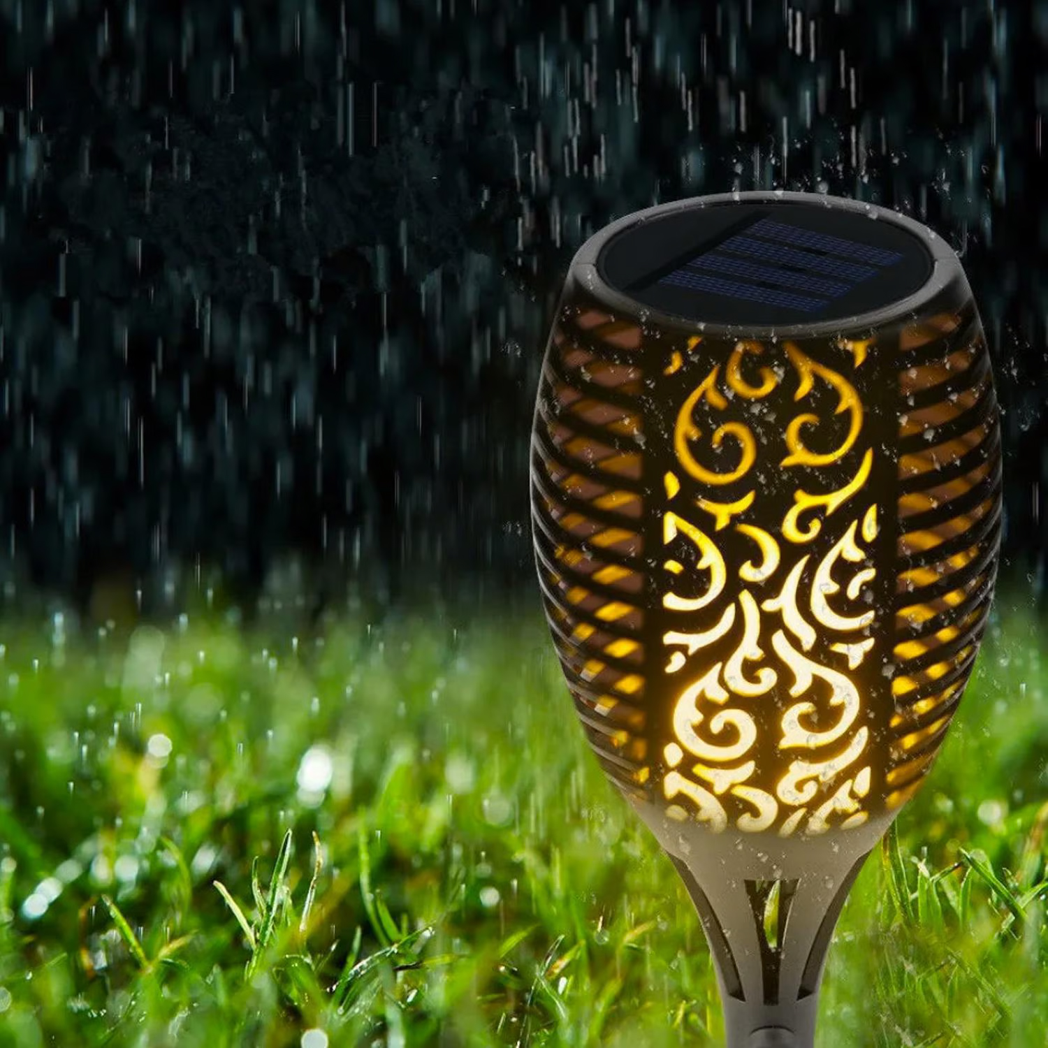 Antorcha LED Estaca Efecto Llama Para Exterior con Carga Solar (SKU:HBLED00032) https://www.hbled.cl/wp-content/uploads/2025/04/HBLED00032-5.jpg