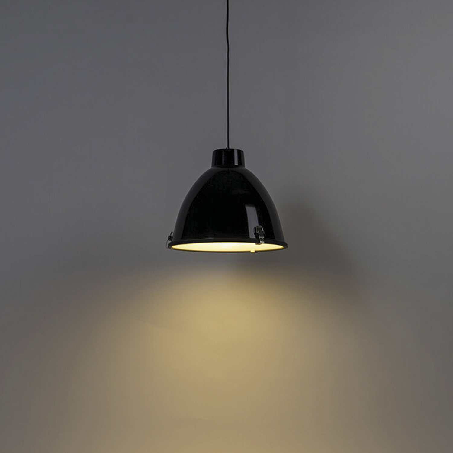 Lámpara Colgante Con Difusor Diseño Moderno https://www.hbled.cl/wp-content/uploads/2025/04/lc0166-6.jpg