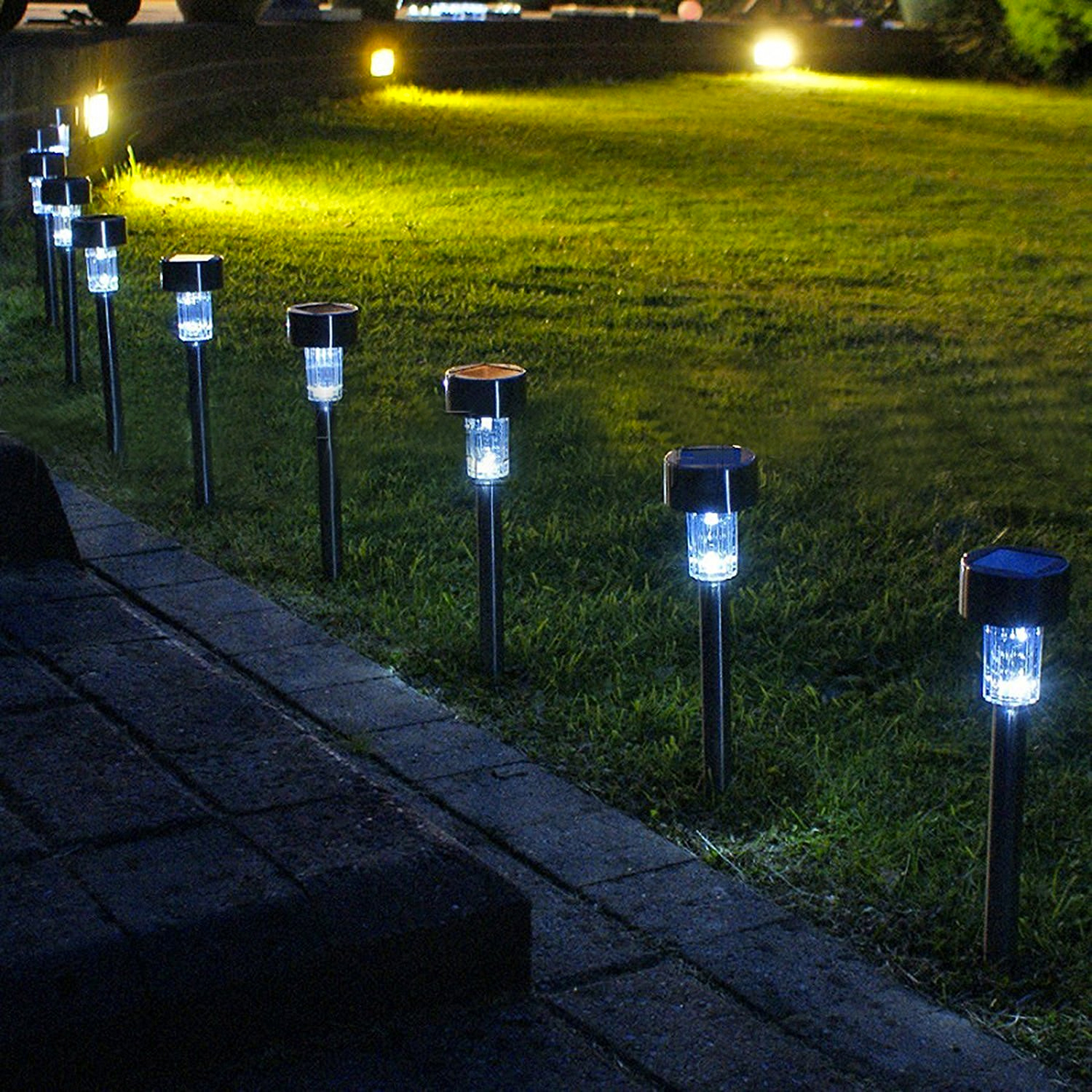 Estaca Carga Solar Especial Jardín (SKU:HB00084) https://www.hbled.cl/wp-content/uploads/2025/04/solar-4.jpg